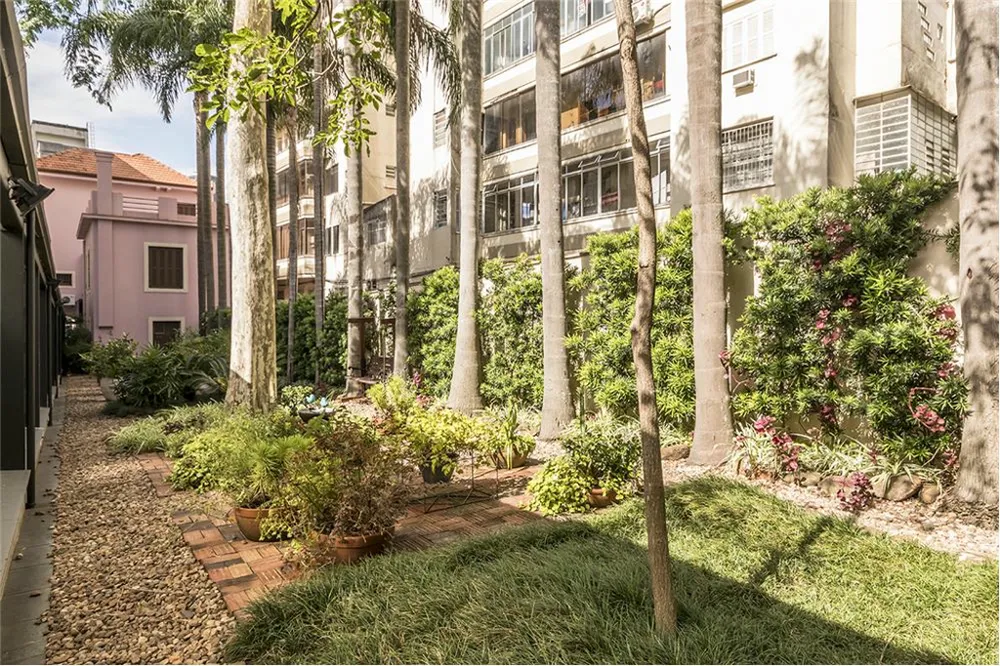 Apartamento para venda no bairro Independência em Porto Alegre