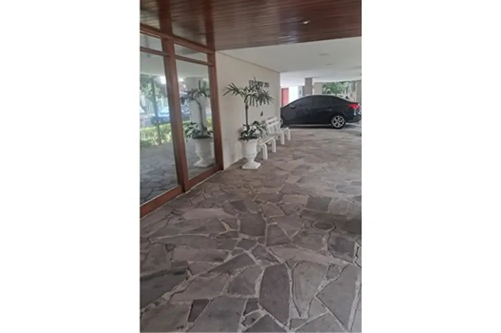 Apartamento para venda no bairro Menino Deus em Porto Alegre