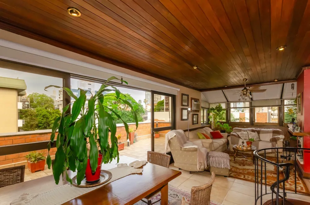 Cobertura Duplex para venda no bairro Petrópolis em Porto Alegre
