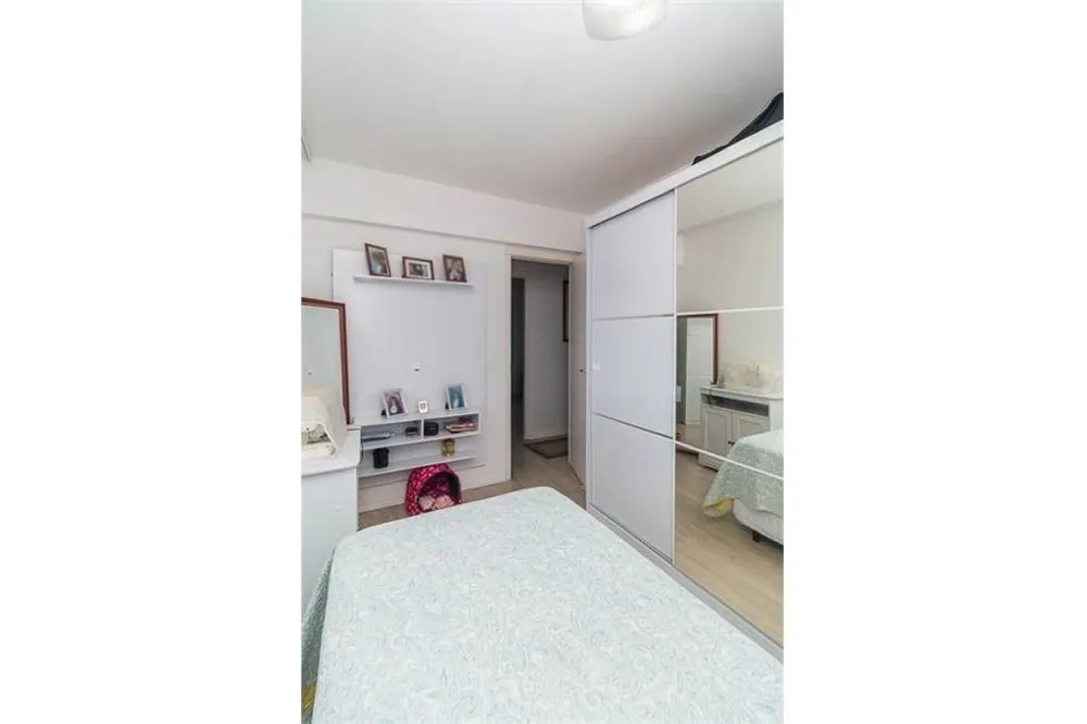 Apartamento para venda no bairro Jardim Carvalho em Porto Alegre