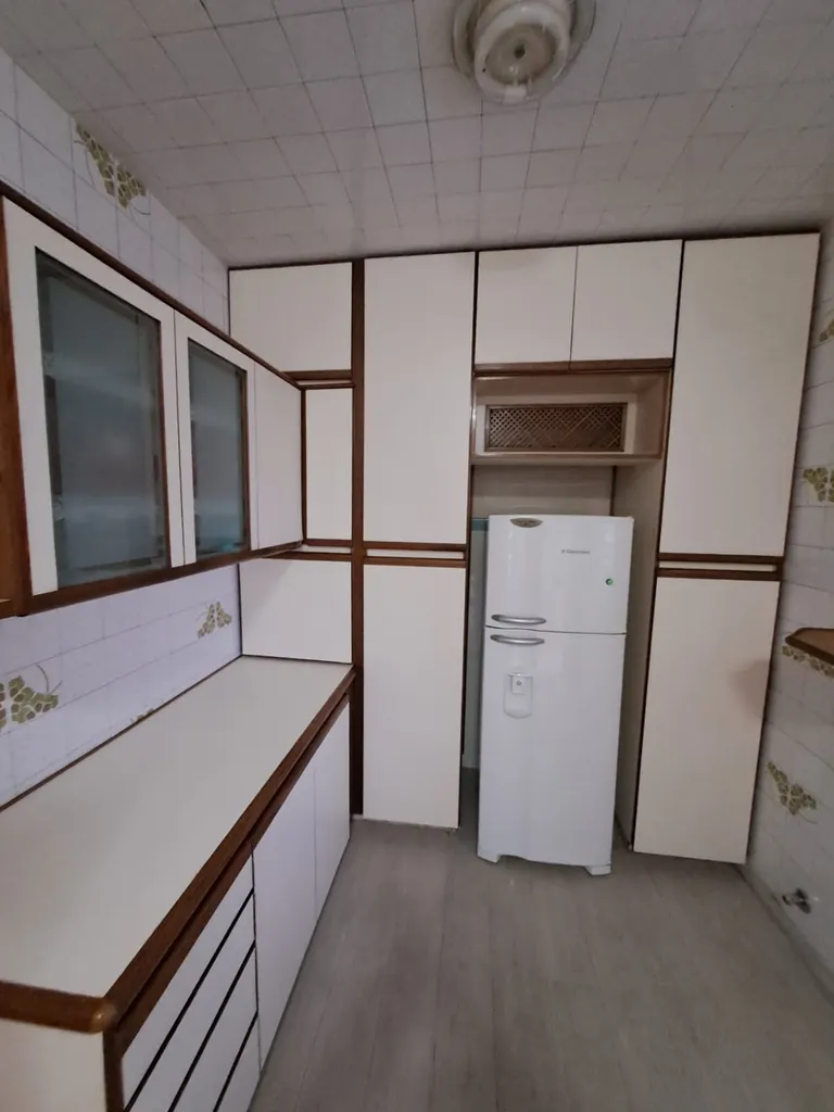 Apartamento para venda no bairro Centro Histórico em Porto Alegre