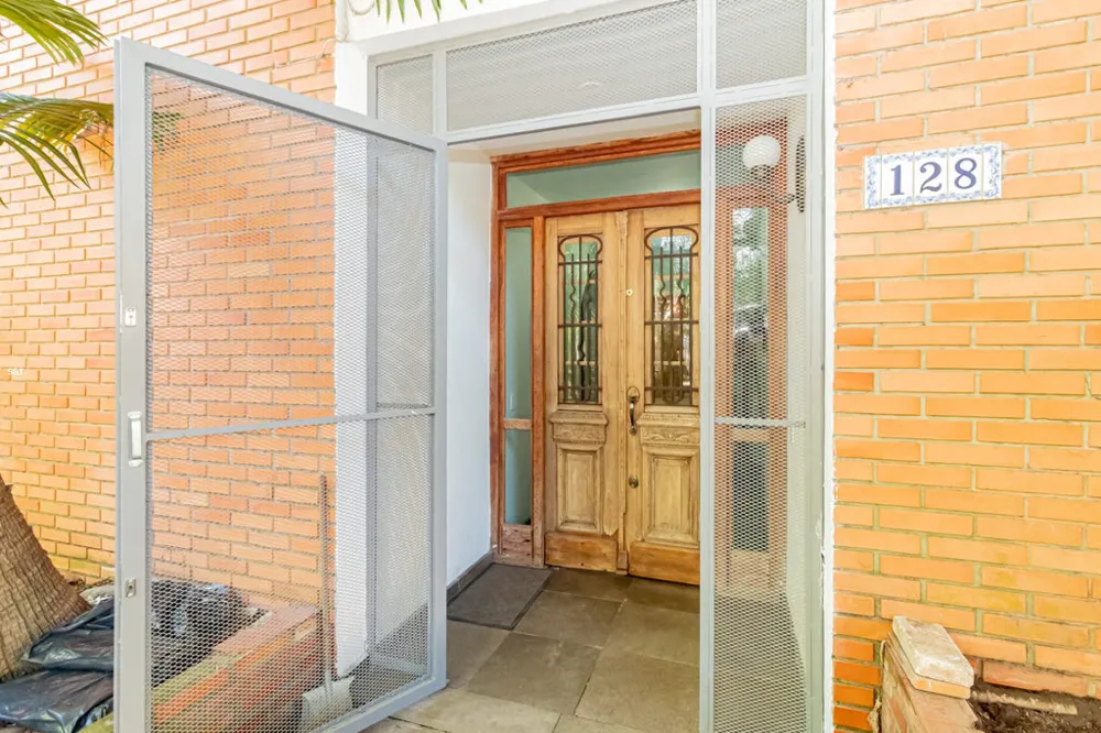 Casa para venda no bairro Cristal em Porto Alegre
