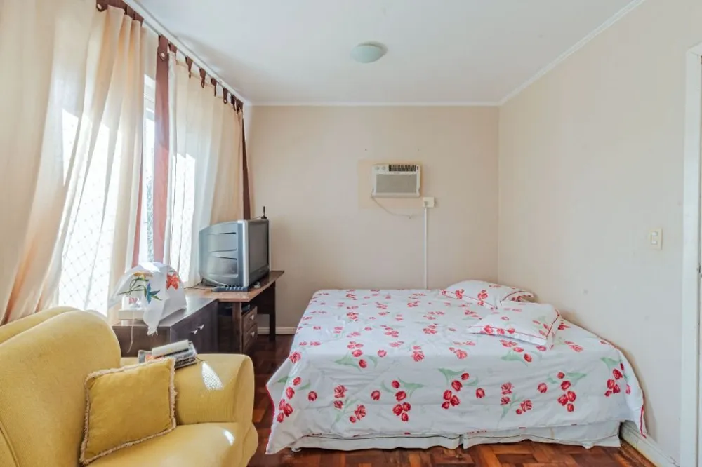 Apartamento para venda no bairro São Sebastião em Porto Alegre