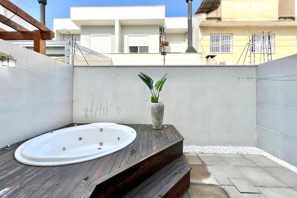 Casa para venda no bairro Igara em Canoas