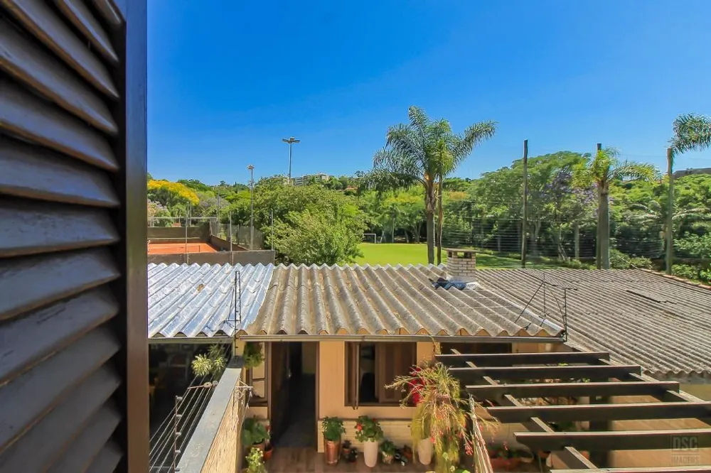Casa para venda no bairro Cavalhada em Porto Alegre