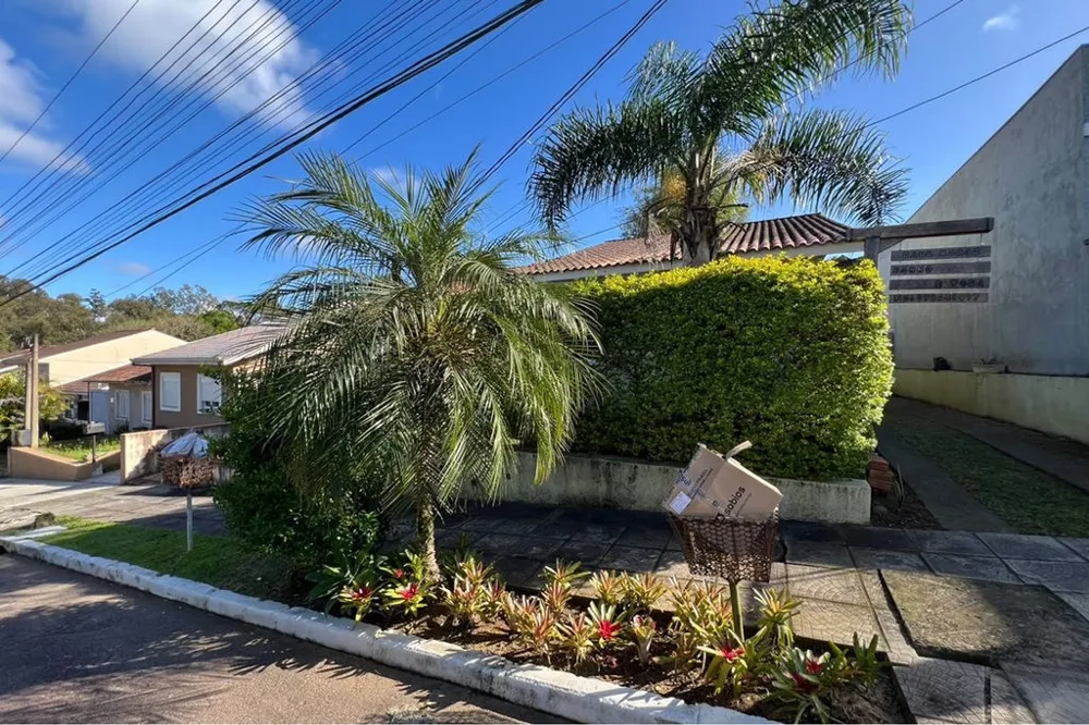 Casa em Condomínio para venda no bairro Lomba do Pinheiro em Porto Alegre