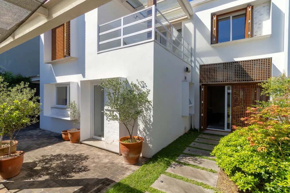 Casa para venda no bairro Três Figueiras em Porto Alegre