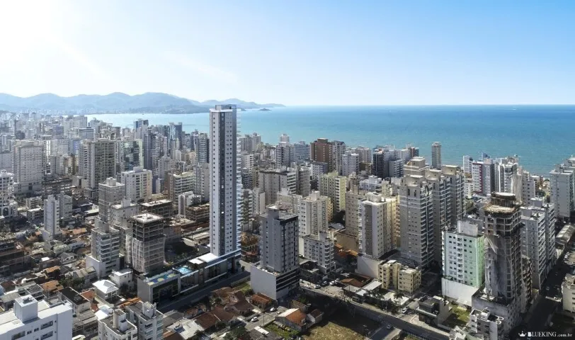 Apartamento para venda no bairro Meia Praia em Itapema