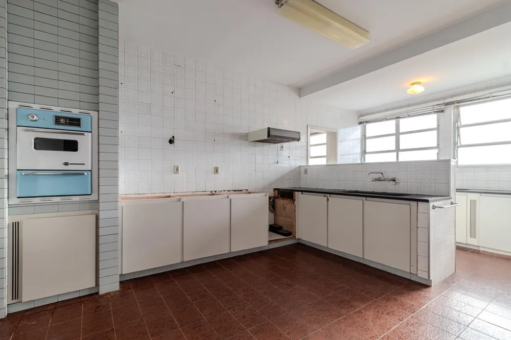 Apartamento para venda no bairro Moinhos de Vento em Porto Alegre