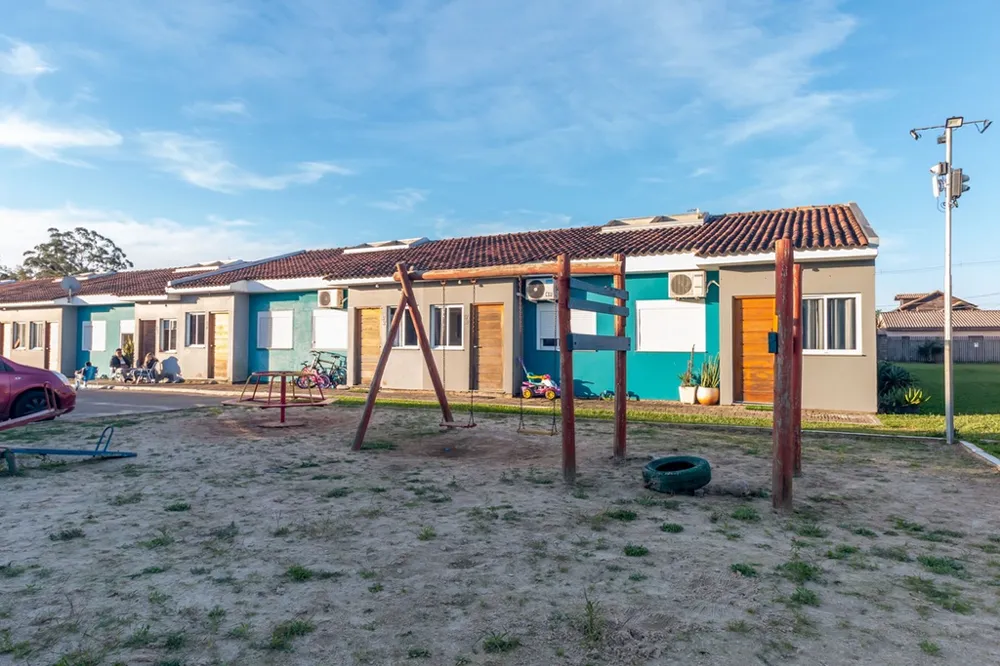 Casa em Condomínio para venda no bairro Ponta Grossa em Porto Alegre