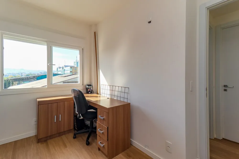 Apartamento para venda no bairro Jardim do Salso em Porto Alegre