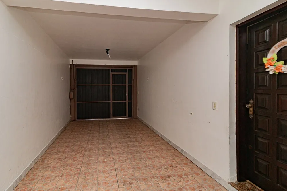 Casa para venda no bairro Jardim Itu Sabará em Porto Alegre