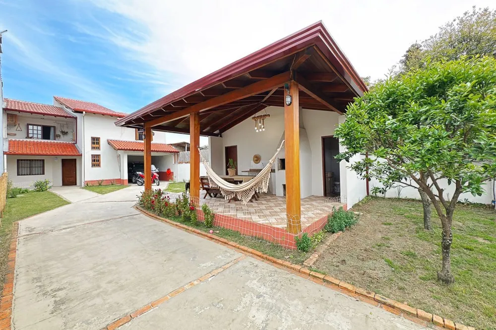 Casa para venda no bairro Aberta dos Morros em Porto Alegre