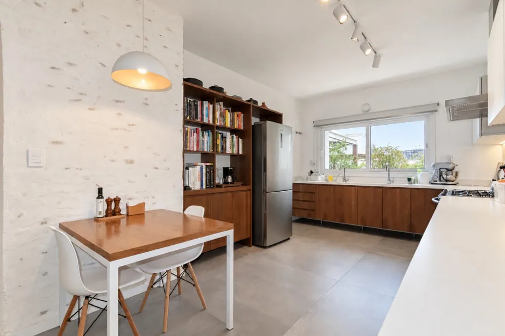 Casa para venda no bairro Três Figueiras em Porto Alegre