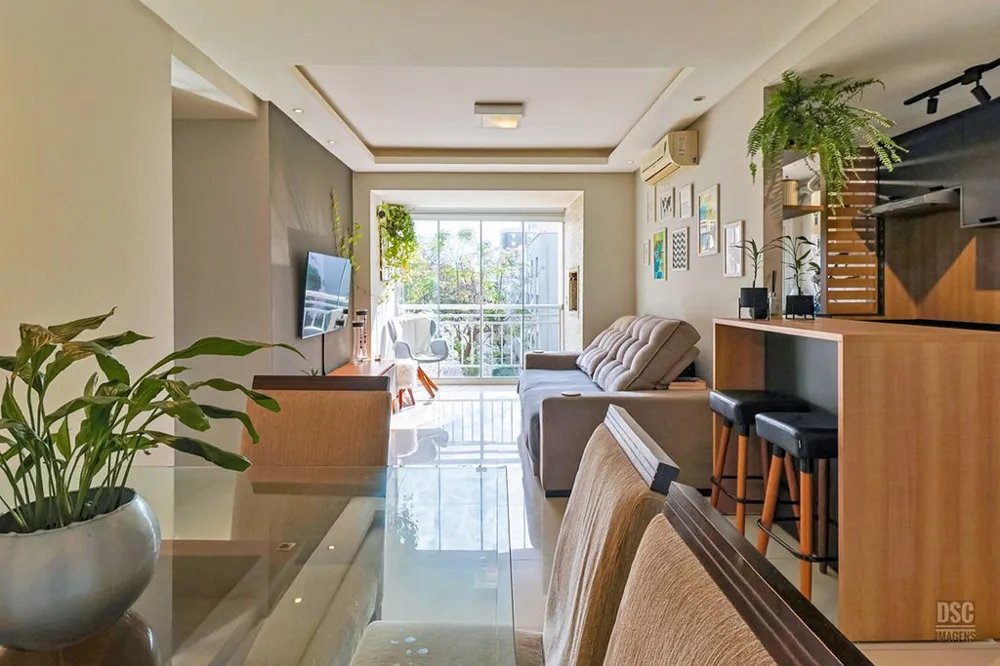 Apartamento para venda no bairro Passo da Areia em Porto Alegre