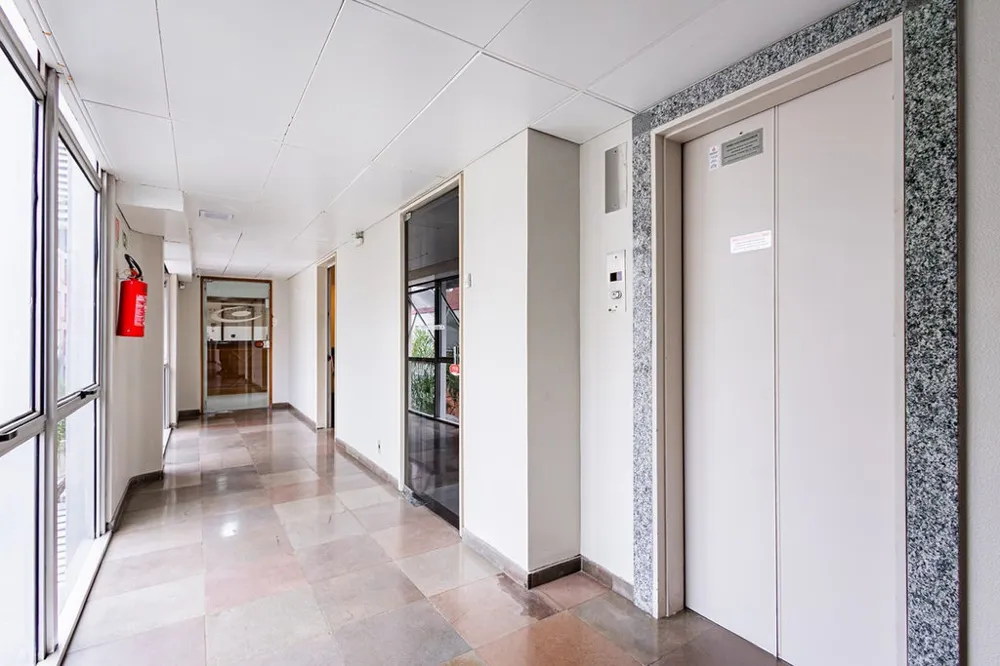 Sala para venda no bairro Rio Branco em Porto Alegre
