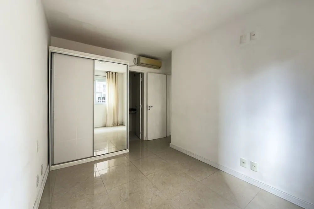 Apartamento para venda no bairro Teresópolis em Porto Alegre