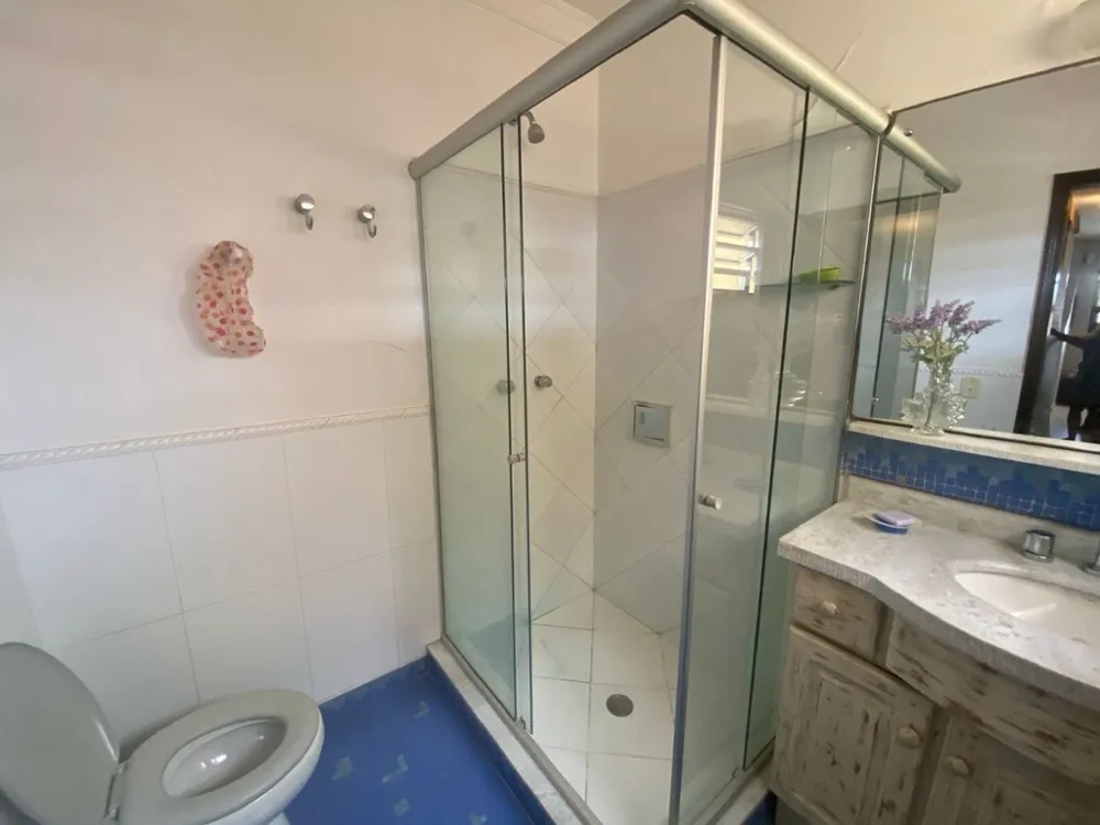 Casa para venda no bairro Jardim do Salso em Porto Alegre
