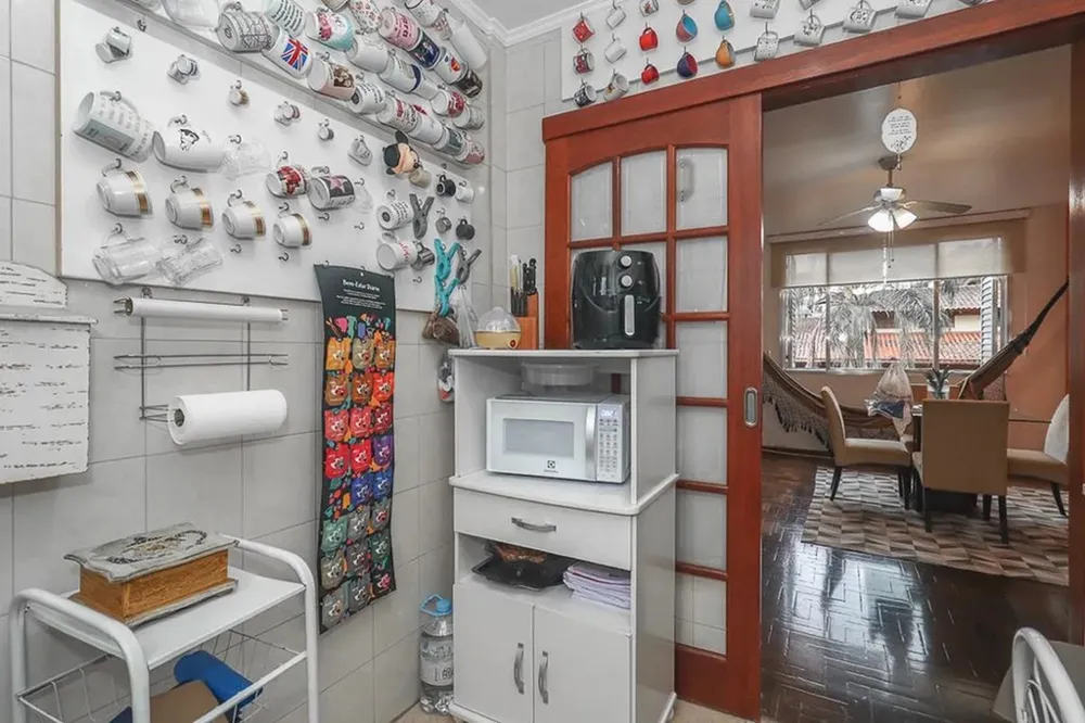 Apartamento para venda no bairro Passo da Areia em Porto Alegre