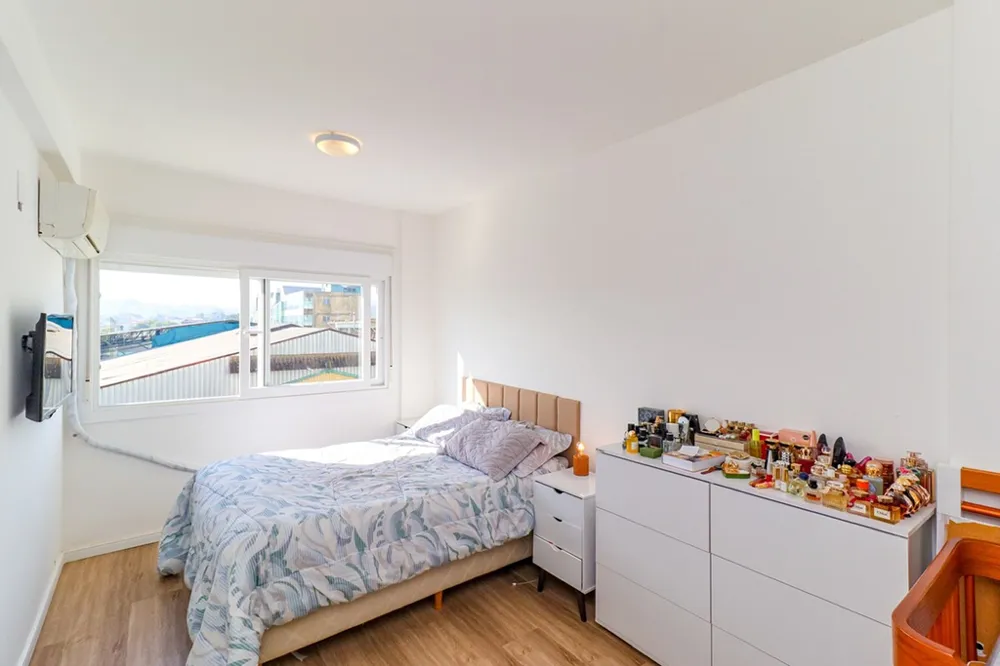Apartamento para venda no bairro Jardim do Salso em Porto Alegre