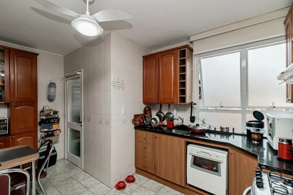 Apartamento para venda no bairro Menino Deus em Porto Alegre
