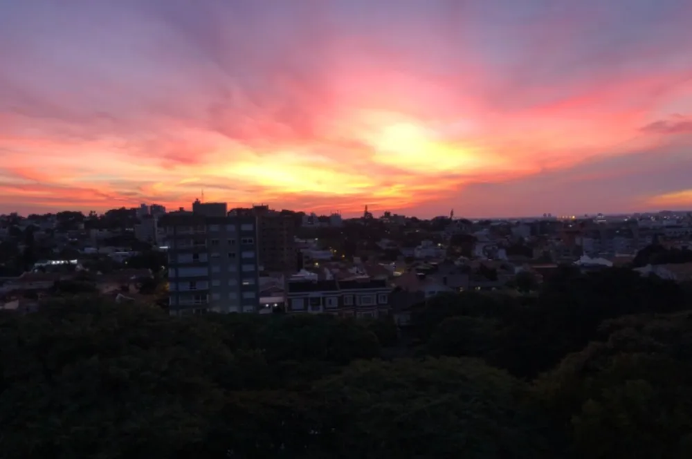 Cobertura Horizontal para venda no bairro Jardim Lindóia em Porto Alegre
