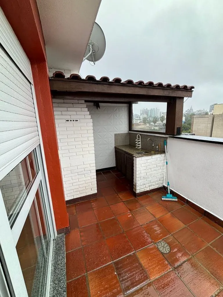 Cobertura Horizontal para venda no bairro Rio Branco em Porto Alegre