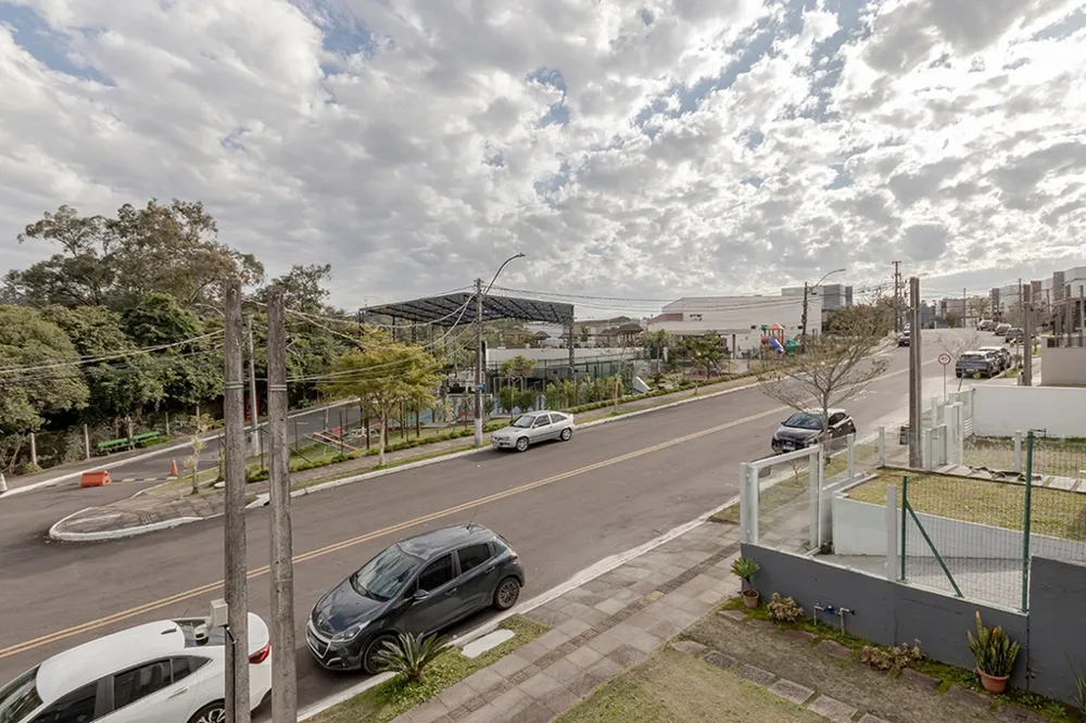 Casa em Condomínio para venda no bairro Lomba do Pinheiro em Porto Alegre