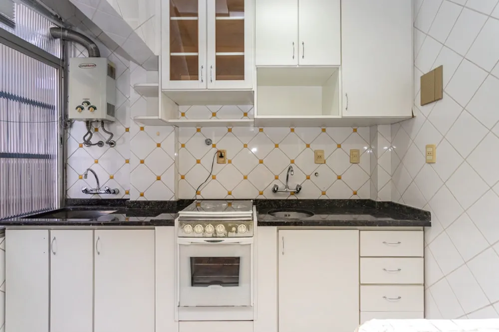 Apartamento para venda no bairro Centro Histórico em Porto Alegre