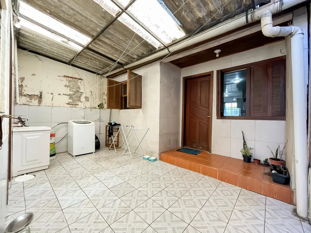 Casa para venda no bairro Hípica em Porto Alegre