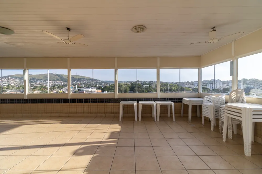 Apartamento para venda no bairro Jardim Botânico em Porto Alegre