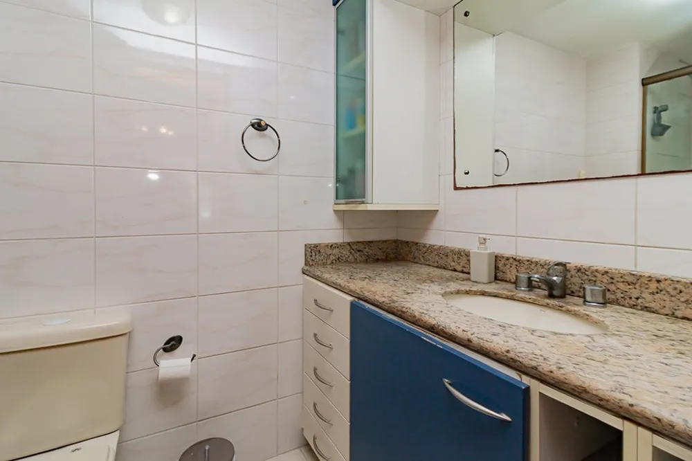 Apartamento para venda no bairro Menino Deus em Porto Alegre
