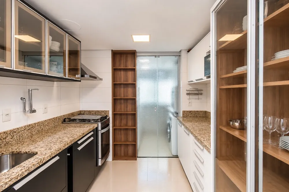 Apartamento para venda no bairro Passo da Areia em Porto Alegre