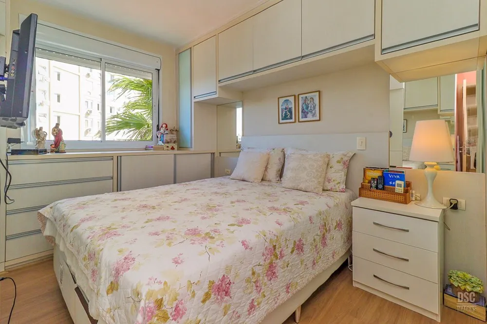 Apartamento para venda no bairro Jardim Itu em Porto Alegre