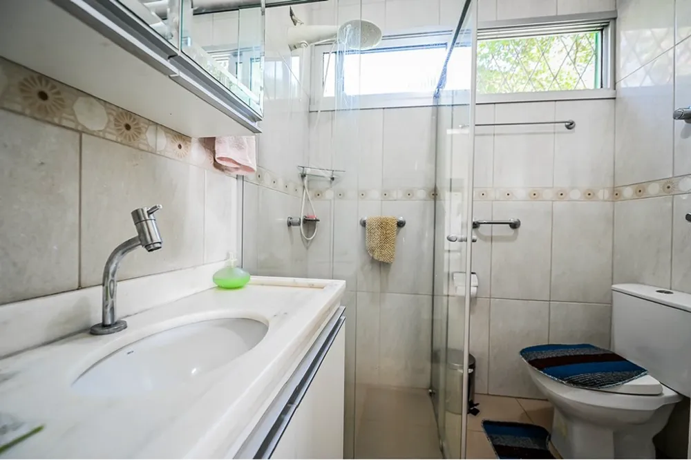 Casa em Condomínio para venda no bairro Santa Tereza em Porto Alegre