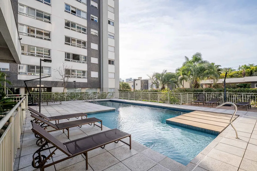Apartamento para venda no bairro Central Parque em Porto Alegre