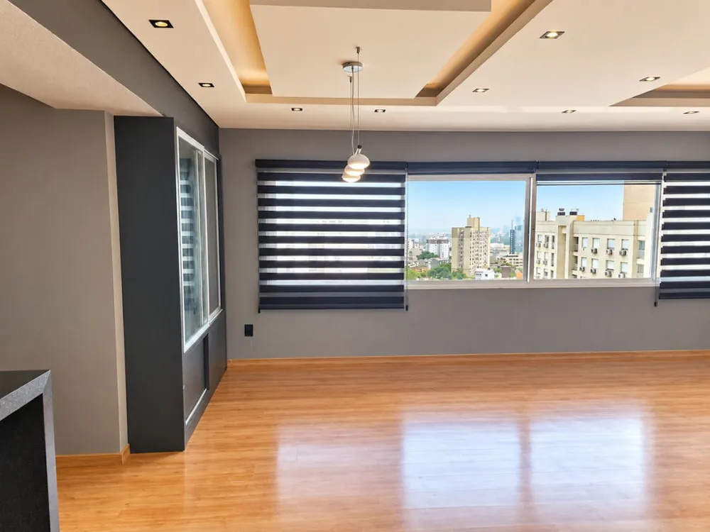 Apartamento para venda no bairro Passo da Areia em Porto Alegre