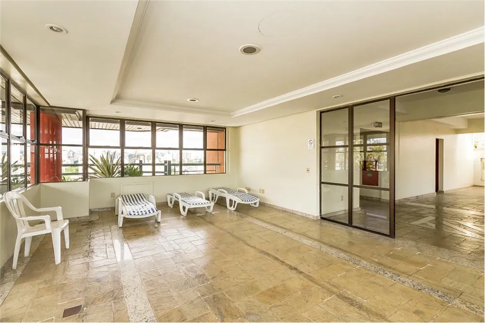 Apartamento para venda no bairro Independência em Porto Alegre