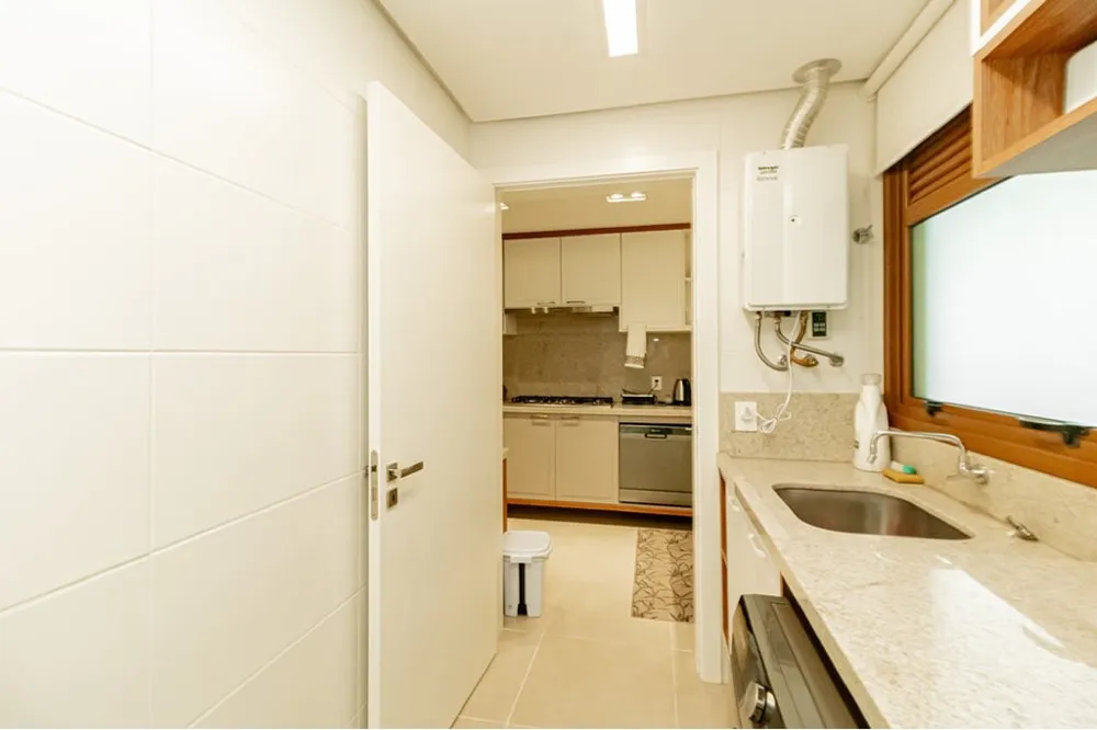 Apartamento para venda no bairro Menino Deus em Porto Alegre