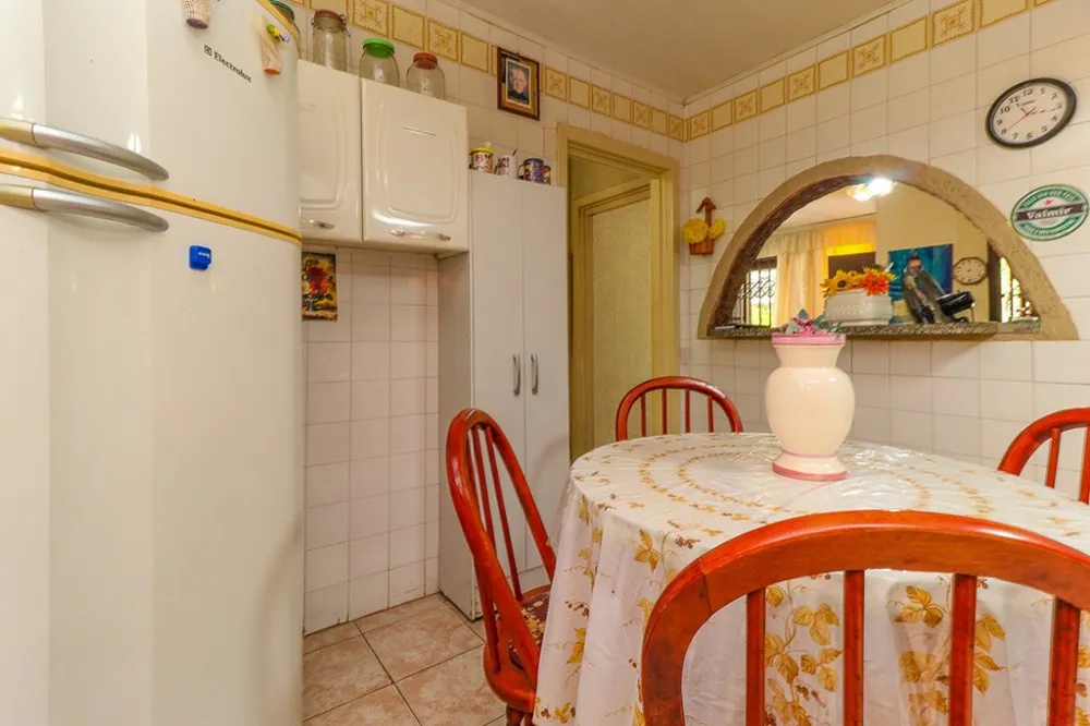 Casa para venda no bairro Rubem Berta em Porto Alegre