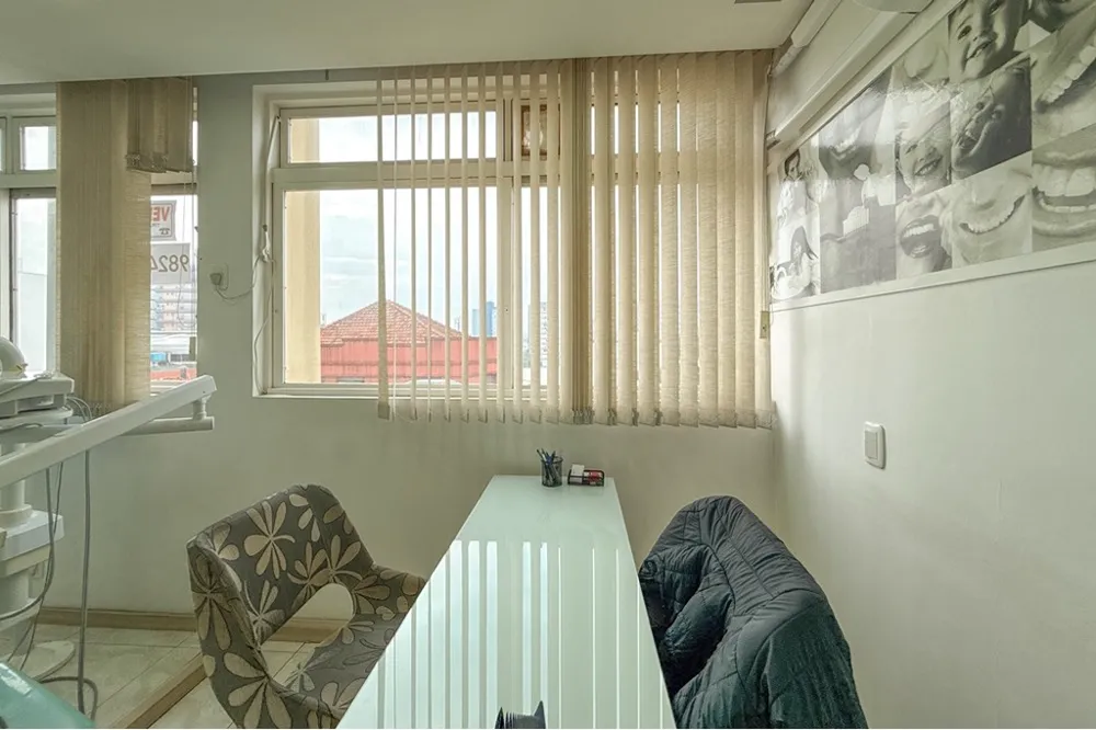 Sala para venda no bairro Centro em Canoas