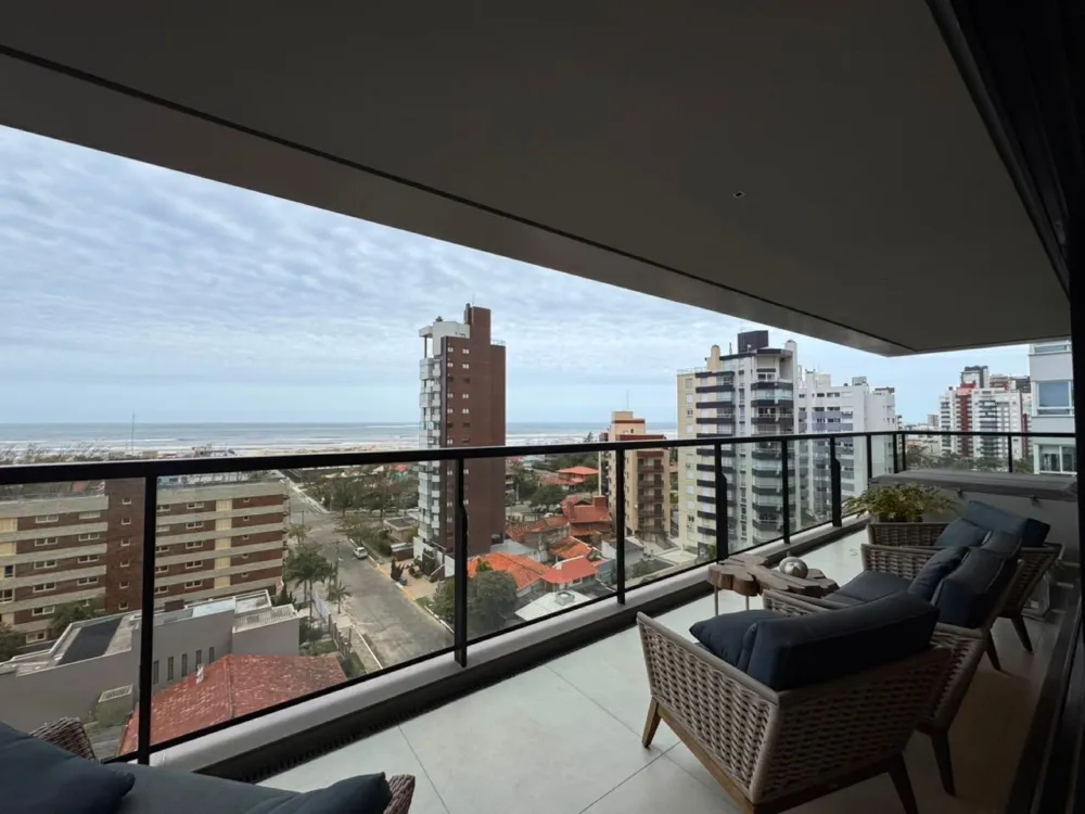 Apartamento para venda no bairro Centro em Torres