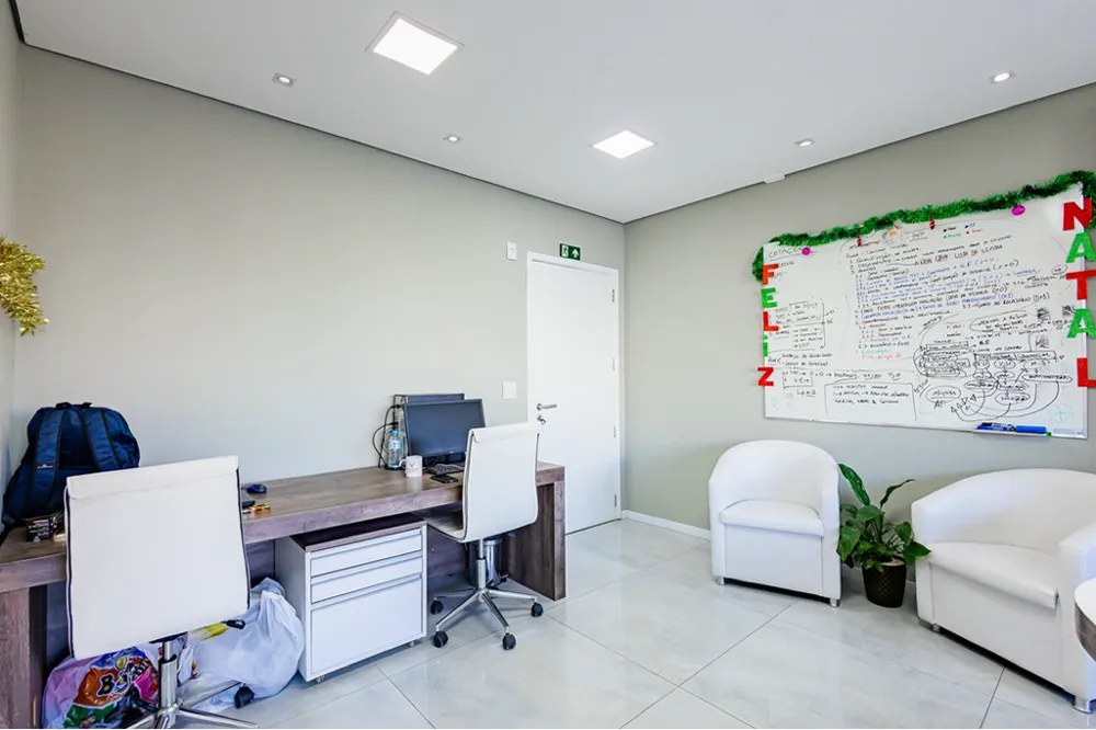 Sala para venda no bairro Petrópolis em Porto Alegre