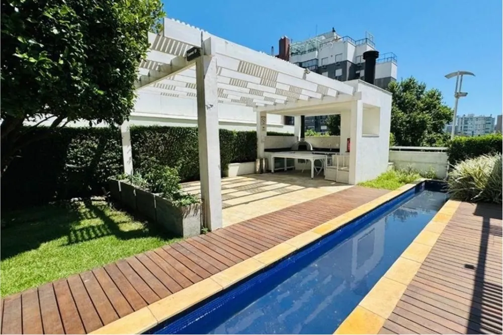 Apartamento para venda no bairro Três Figueiras em Porto Alegre