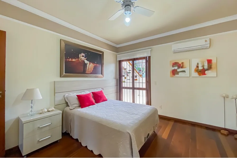 Casa para venda no bairro Teresópolis em Porto Alegre