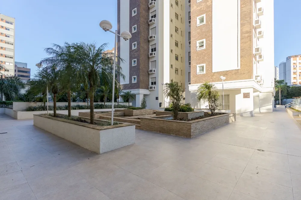 Apartamento para venda no bairro Passo da Areia em Porto Alegre
