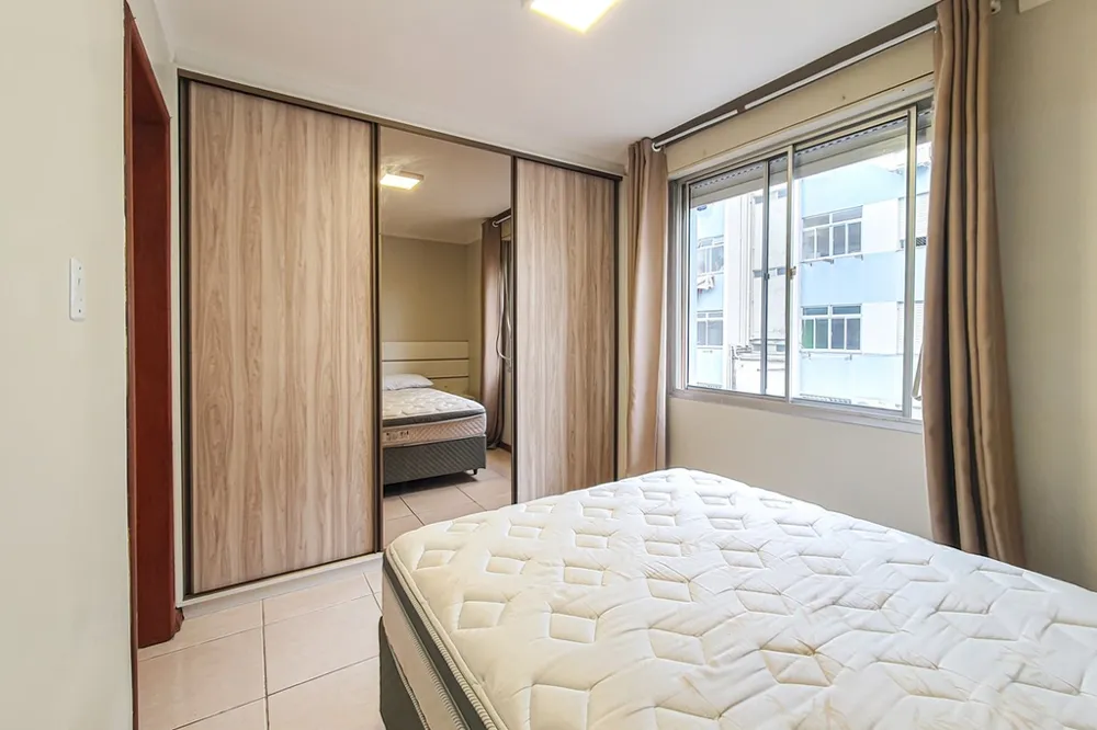 Apartamento para venda no bairro Vila Nova em Porto Alegre
