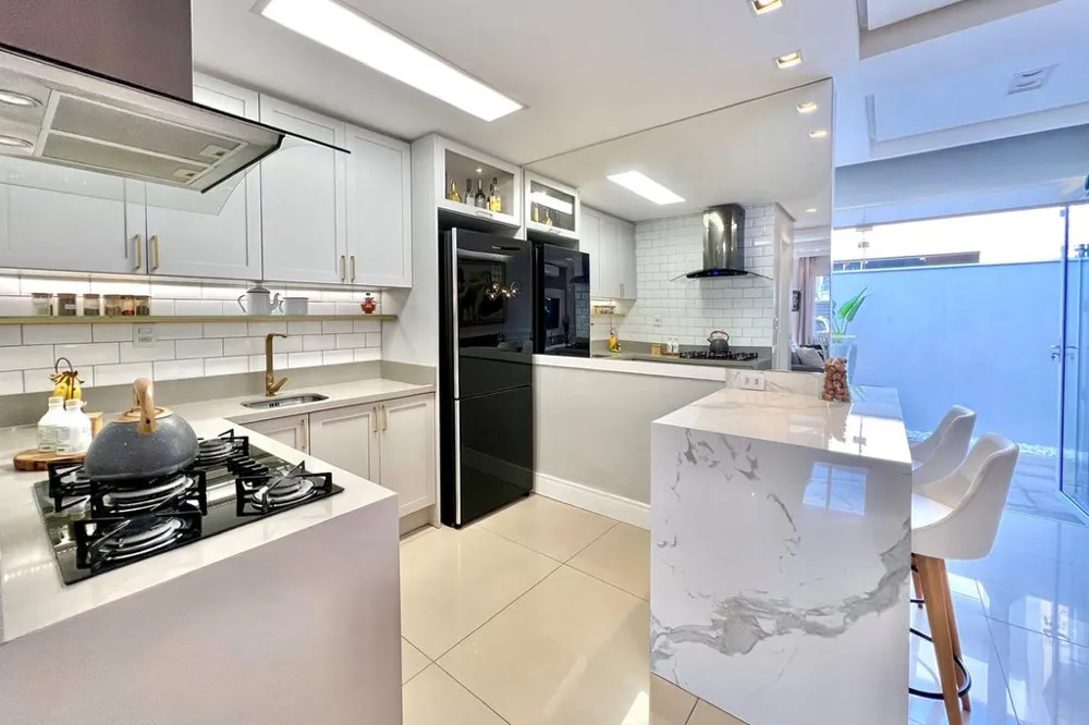 Casa para venda no bairro Igara em Canoas