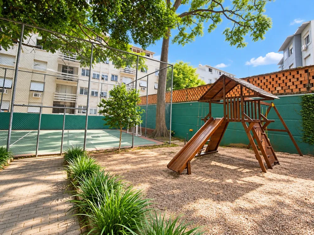 Apartamento para venda no bairro Passo da Areia em Porto Alegre