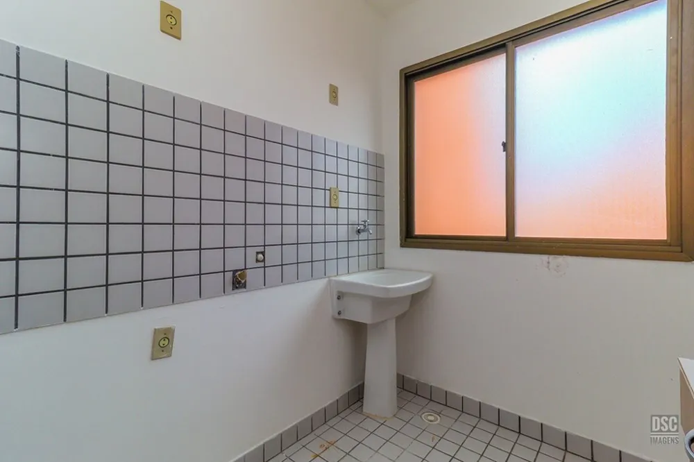 Apartamento para venda no bairro Jardim Carvalho em Porto Alegre